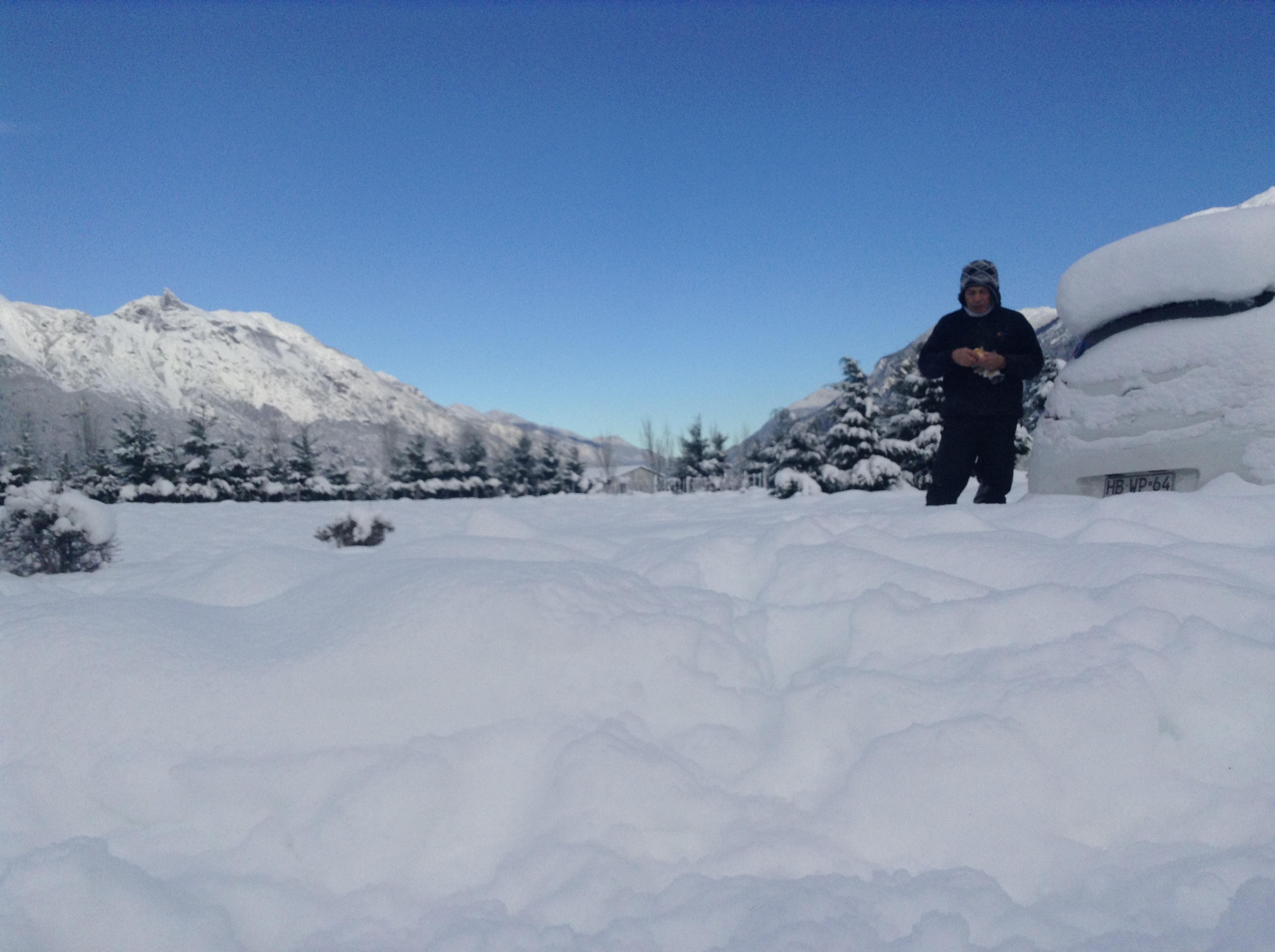 Nieve profunda en el Fundo La Pampita, junio 2017, Mañihuales, Aysén